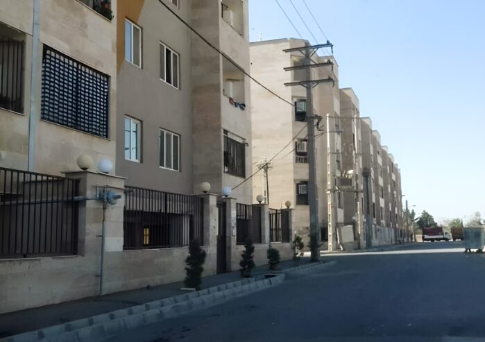 فروش 92 متر آپارتمان در وحیدیه شهریارفول امکانات