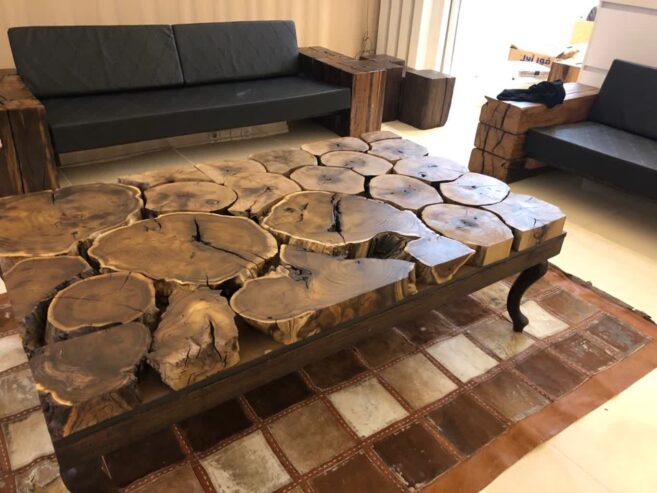 مبلمان و میز جلو مبلی