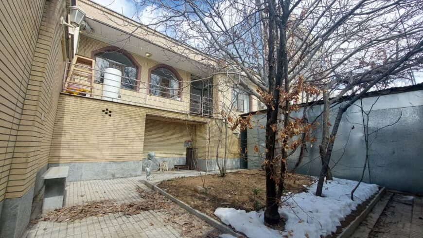 فروش 6دانگ منزل ویلایی در شهرستان کوهستانی وخوش آب وهوای
