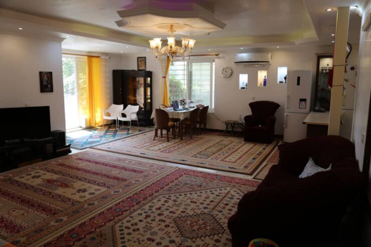 خانه ویلایی حیاط دار در بلوار کشاورز